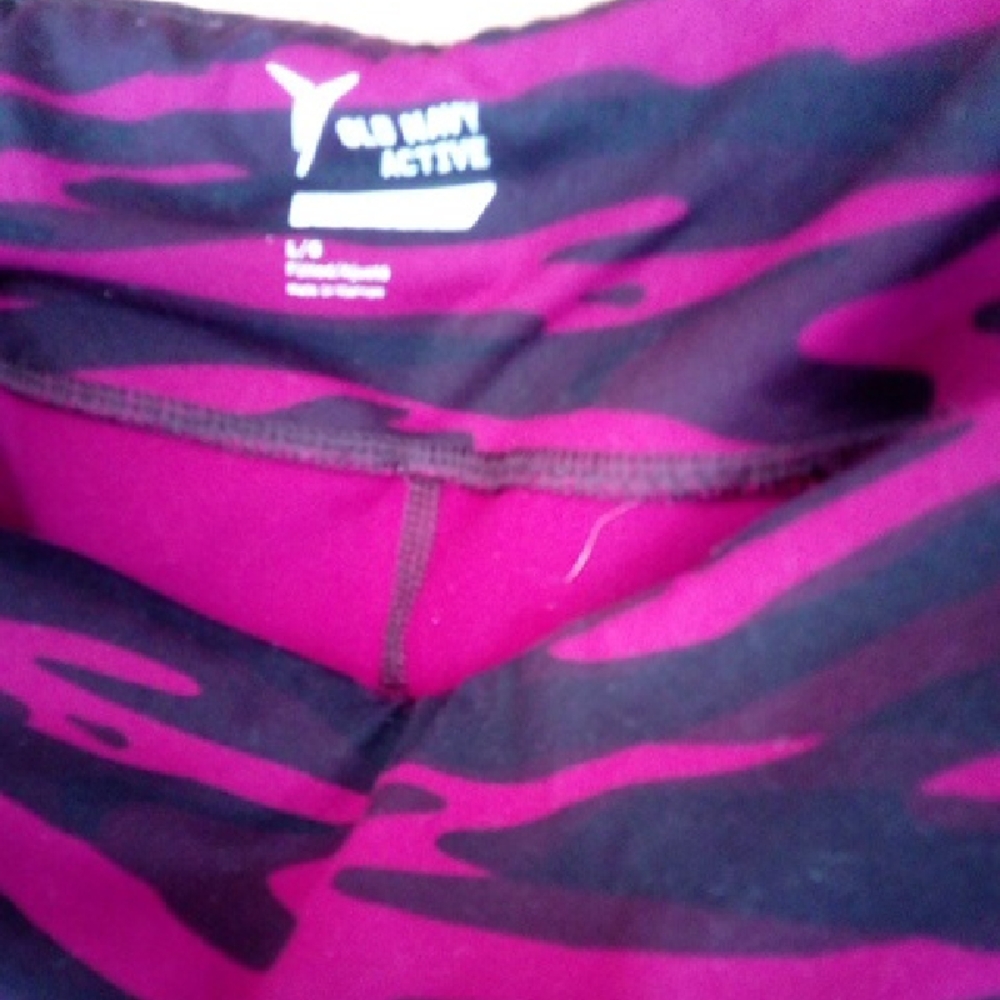 Old Navy Active Pink and Black Leggings